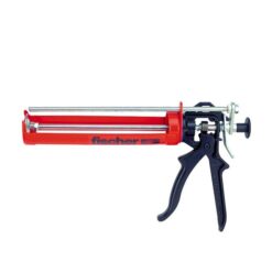 Das Bild zeigt eine rote Auspresspistole Fischer FIS AM. Sie ist horizontal in Bildmitte zu sehen, mit dem schwarzen Kunststoffgriff rechts.