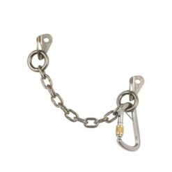 The picture shows the silver Austrialpin lower off D-Assym screwgate carabiner. The climbing anchor is laid out in the center of the picture, the carabiner is positioned at the bottom right. 