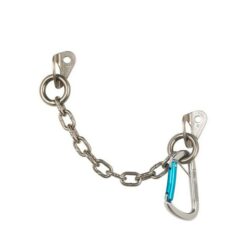 The picture shows the silver Austrialpin lower off D-Assym steel carabiner. The climbing anchor is laid out in the center of the picture, the redirecting carabiner is positioned at the bottom right. 