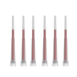 Das Bild zeigt einen Fischer Statikmischer FIS MR plus - Multipack. In einem weißem Quadrat sind 6 aufrecht stehende Platikdüsen zu sehen. Die Spitze schaut nach oben.