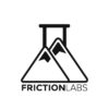 Das Bild zeigt das Logo von Frictionlabs. Zwei Chalk Pyramiden die auch einem Reagenzglas ähnlich sehen sollen. Darunter der Schriftzug 