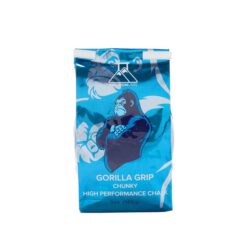 Das Bild zeigt eine blaue Packung Chalk. Man sieht die aufrecht stehende Packung von der Vorderseite mit dem Logo, dem Gorilla und dem Produktnamen darunter.