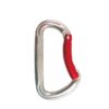 Das Bild zeigt einen silbernen Kong-Bent-Gate-Stahlkarabiner mit rotem Schnapper in der Mitte eines weißen Quadrates. Die Karabineröffnung schaut nach Rechts.
