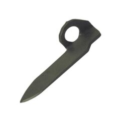 Das Bild zeigt den dunkelgrauen Stubai Winkelhaken. Er liegt schräg im Bild mit der Karabineröse rechts oben. Man erkennt seinen typischen flachen Schaft.