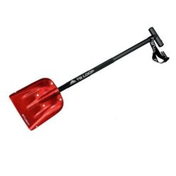 Das Bild zeigt die Stubai Lawinenschaufel Tecblade Loop. Sie ist schräg in Bildmitte zu sehen mit dem Griff rechts oben und der Schaufel links unten.