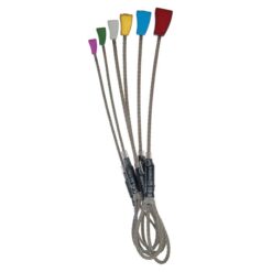 Das Bild zeigt die Wild Country Superlight Rocks. Die einzelnen Klemmkeil stehen nebeneinander aufgereiht in Bildmitte. Man erkennt die sechs verschiedenen Keile und ihre bunten Alu Köpfe.