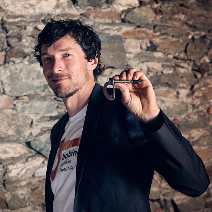 Das Bild zeigt den Firmeninhaber von bolting.eu Gerhard Schaar im Portrait.