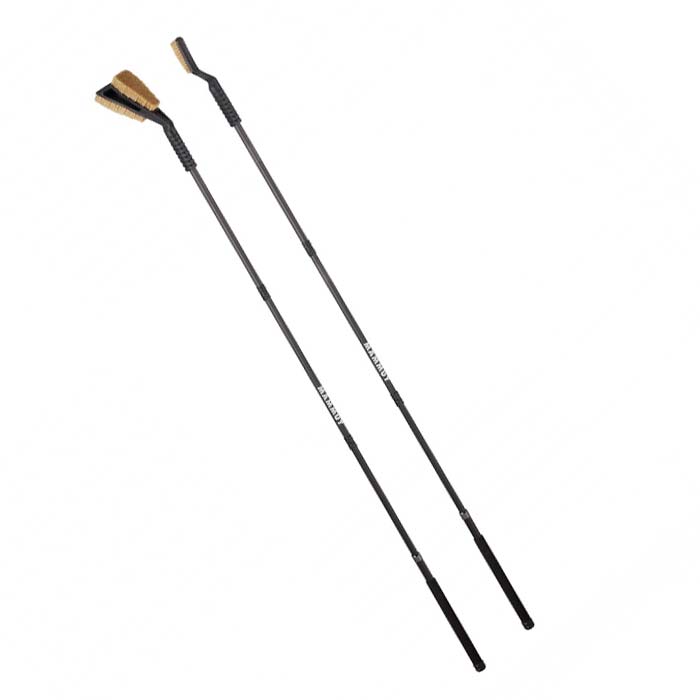 Das Bild zeigt den Mammut Brush Stick in den zwei möglichen Konfigurationen direkt nebeneinander. Einmal mit Sloper Brush und einmal mit Sloper Brush.