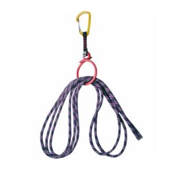 Das Bild zeigt einen Beal Ringo Seilhalter mit blauem Seil darin und einen gelben Karabiner.