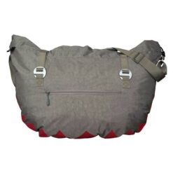 Das Bild zeigt den grauen 8b Plus Seilsack Greg in geschlossenem Zustand.