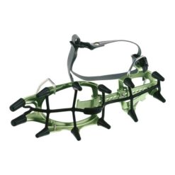 Das Bild zeigt ein grünes Alu Steigeisen mit dem schwarzen Camp Steigeisen Zackenschutz.