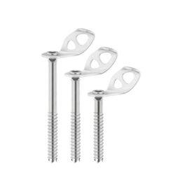 Das Bild zeigt drei unterschiedlich lange, silberne Petzl Laser Eisschrauben nebeneinander. Die LAschen sind obern, die Spitzen unten.