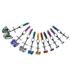 Das Bild zeigt einen Satz Black Diamond Camalots von Größe 0,3 bis 6 in einem Halbkreis nebeneinander.