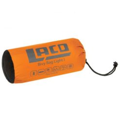 Das Bild zeigt die orange Hülle des LACD Bivy Bag Light I.