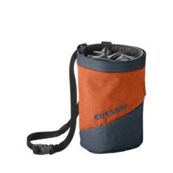 Oranges Edelrid Splitter Twist Chalkbag aufrecht mit Hüftband.