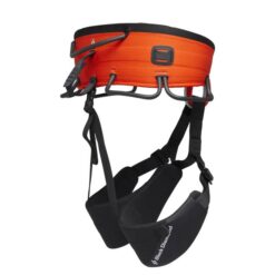 Orange schwarzer Black Diamond Long Haul Bigwall Klettergurt auf weißem Hintergrund.