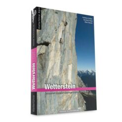 Cover des Panico Kletterf&uuml;hrers Wetterstein S&uuml;d mit Kletterer in grauer Felswand und Bergen.