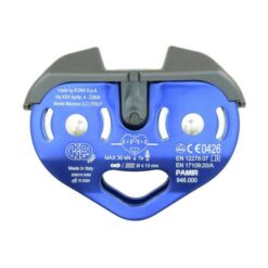 Blaue Kong Pamir Flying Fox Seilrolle aufrecht in weißem Quadrat.