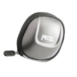 Graues Petz Etui für Stirnlampen mit Reißverschluss und Logo in weiß.