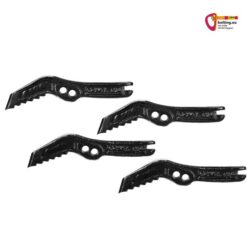 Vier Stück schwarze Grivel G14 Forged Points Ersatz Frontzacken für Steigeisen hprizontal im Bild.