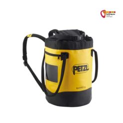 Gelber Petzl Bucket 30 Seilsack von vorne auf weißem Hintergrund.